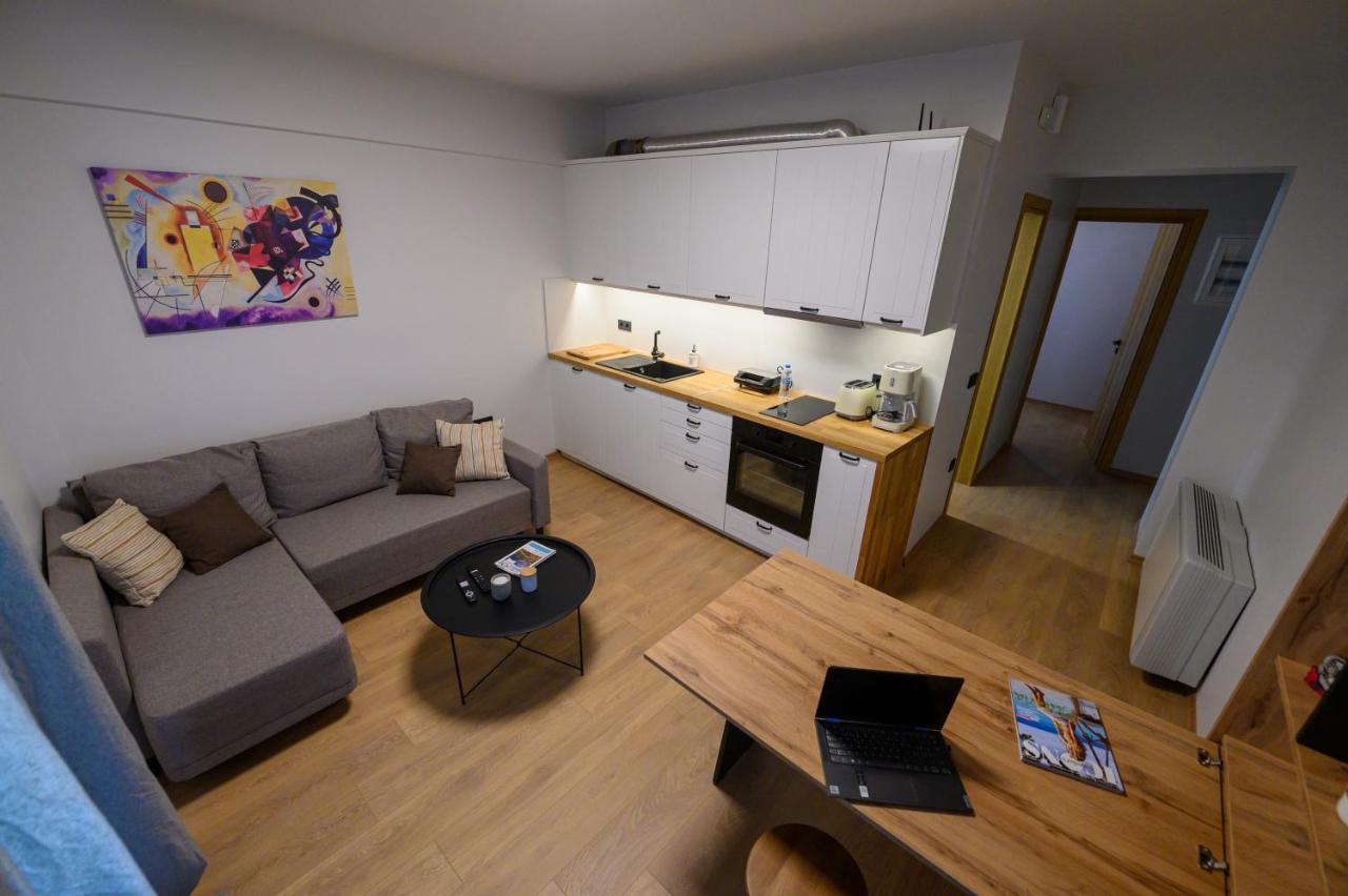 Plato 42 Apartment กาลามาตา ภายนอก รูปภาพ